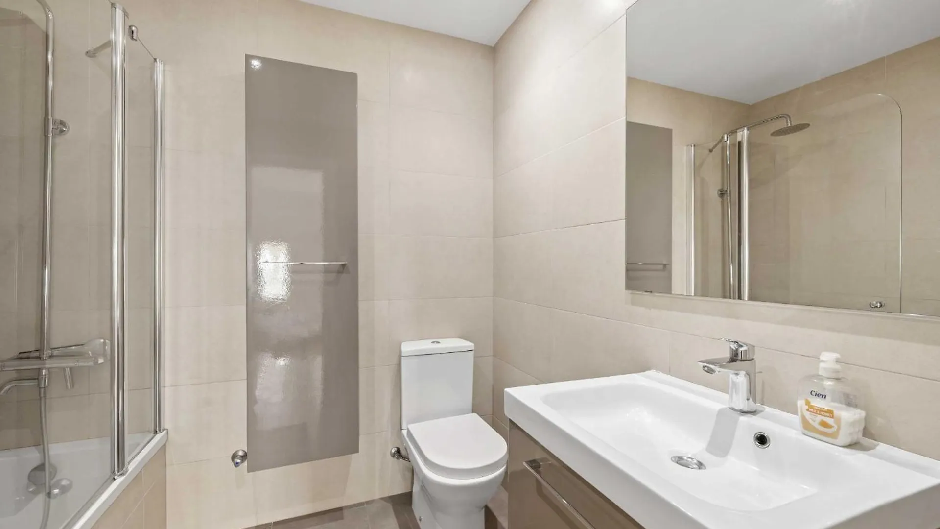 Villa 1100 Marbella Beachfront First Line