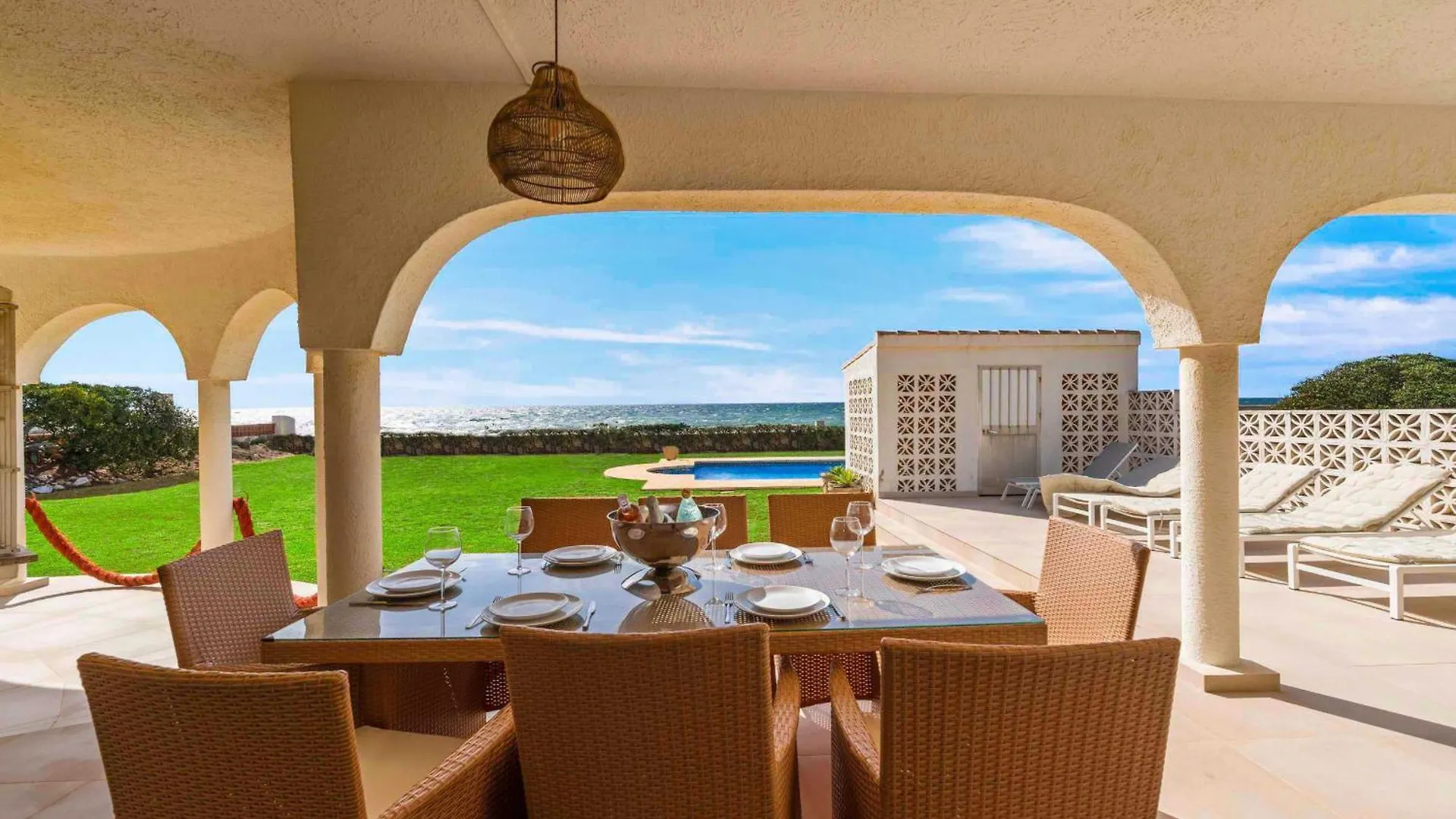 Villa 1100 Marbella Beachfront First Line