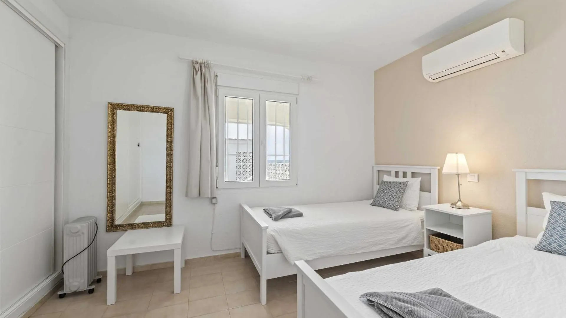 Villa 1100 Marbella Beachfront First Line Spain